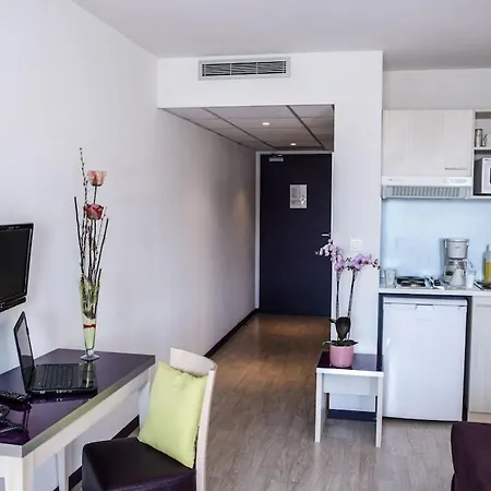 Family Saint Vincent - 2 Pers - 100m Gare - Wifi Daire *
