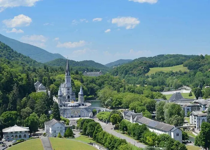 Family Saint Vincent - 2 Pers - 100m Gare - Wifi